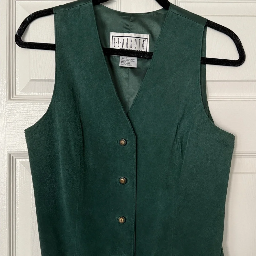 Vintage Nordstrom Forest Green Women's leather suede vest - Picture 2 of 5